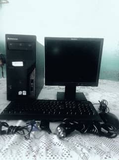 CORE 2 Duo PC Lenovo