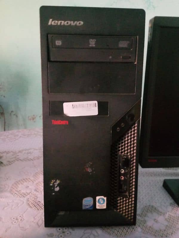 CORE 2 Duo PC Lenovo 1