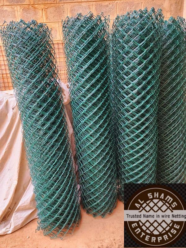 Chain link fence - Razor wire installation - Hesco bags - Crimped mesh 2