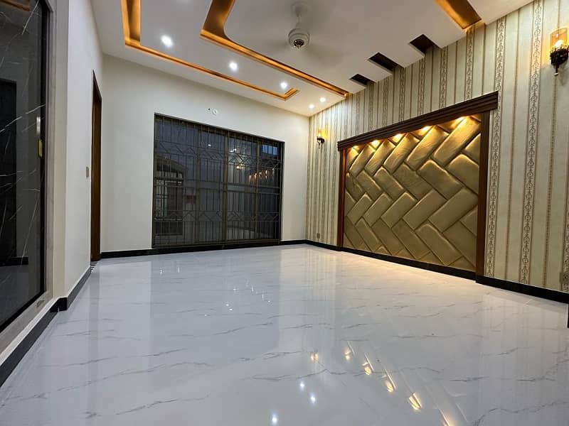 10 Marla brand New House for Rent in Bahria Town Sector C 3