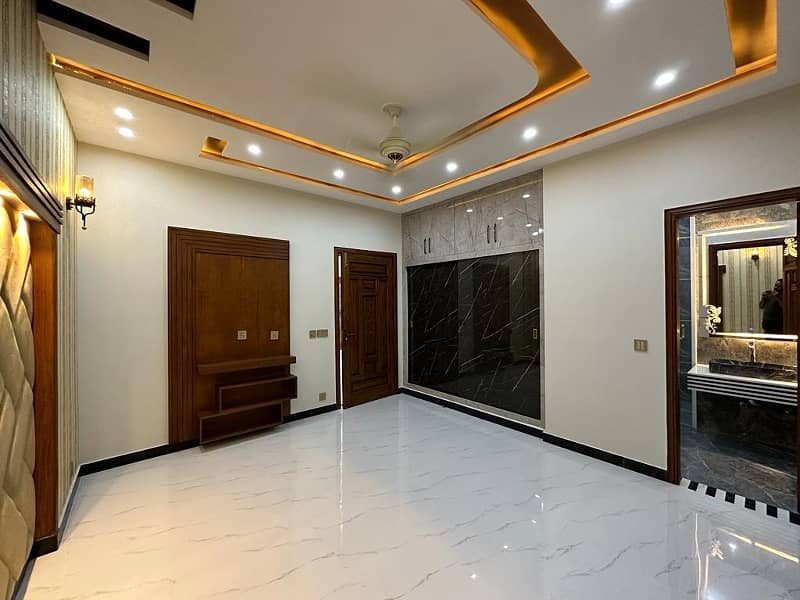 10 Marla brand New House for Rent in Bahria Town Sector C 5