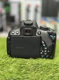 Canon 650D CAMERA