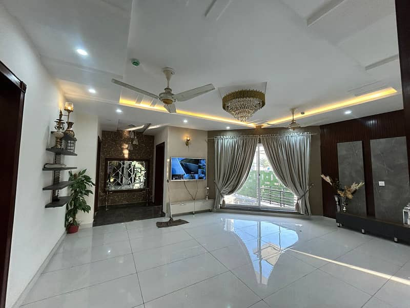 1 Kanal Most Beautiful Design Bungalow For Sale At Prime Location Of Dha DHA Phase 6 6