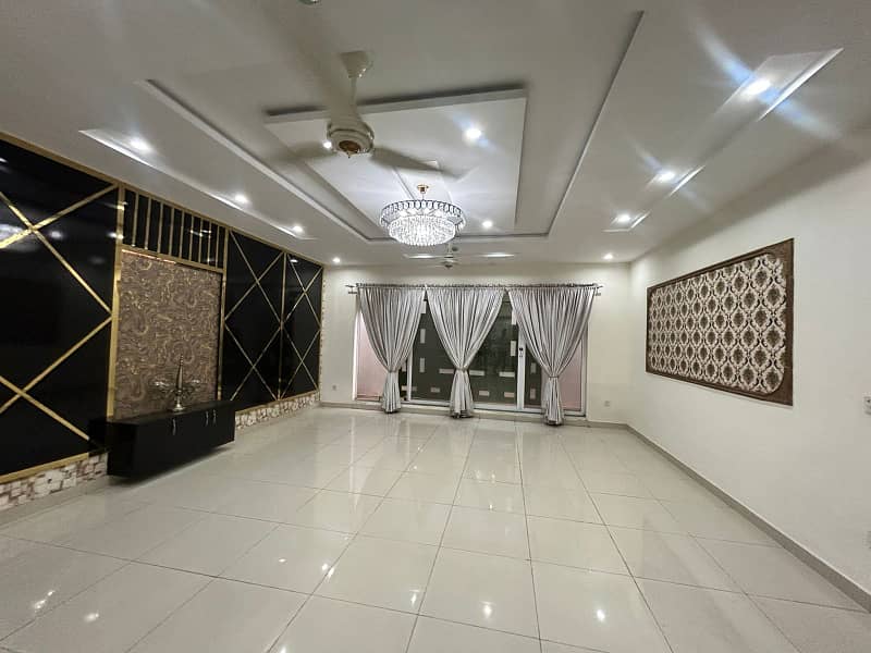 1 Kanal Most Beautiful Design Bungalow For Sale At Prime Location Of Dha DHA Phase 6 12