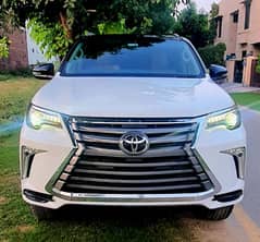 Toyota Fortuner V 2019 0