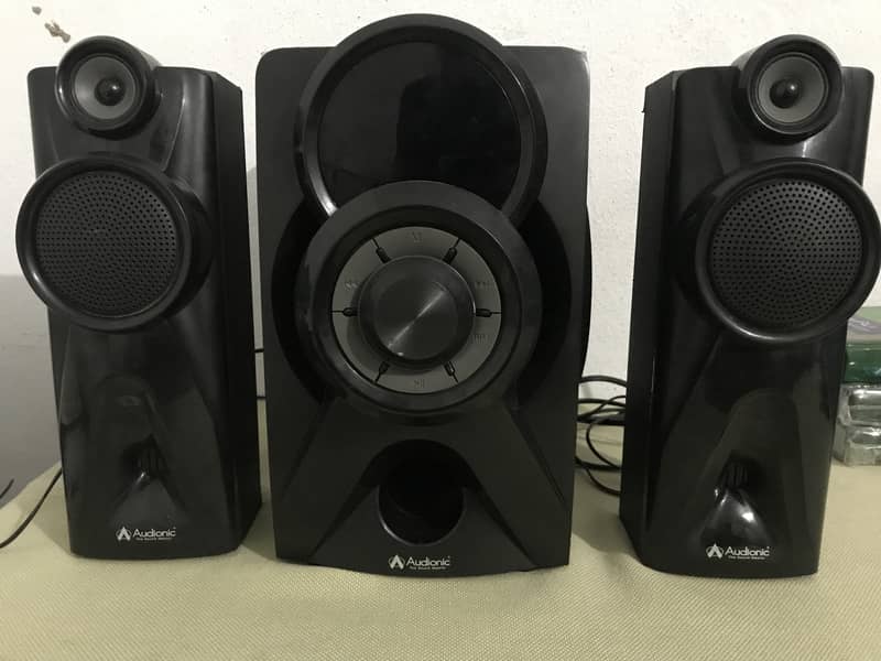 Audionic Mega100 0