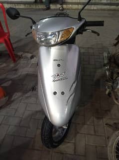 HONDA DIO SCOOTY 49CC SELF START