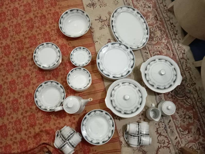 new set for sale 8 ka set ha new untouched 0