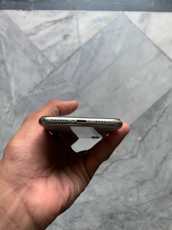 I Phone X Non PTA Factory Unlock 64GB Phone Number 03064206549 7