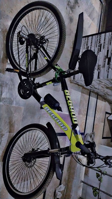 mountain Cycle Brand New bas 10 days use hai 5