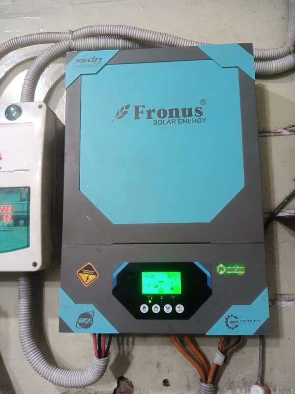 fronus solar inverter 3200 va 3kv 1