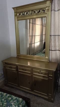 Dressing table 0