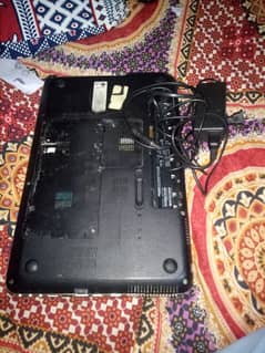 Laptop 0