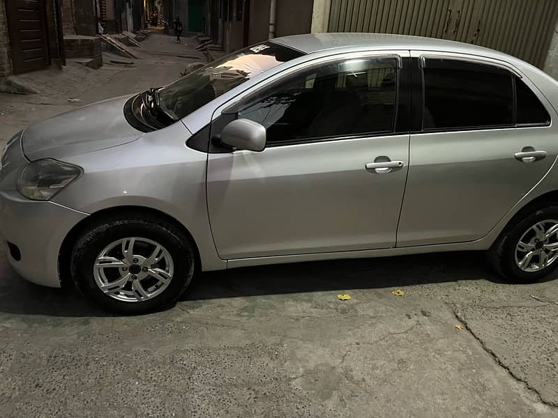 Toyota Belta 2013 7