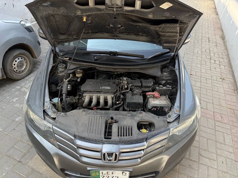 Honda City 2013 Automatic in Genuine Condition 5