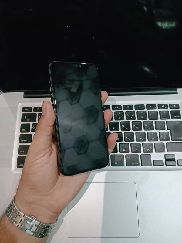 iphone 11 pro PTA Approved (x,11,12,13,14,15,16) 2