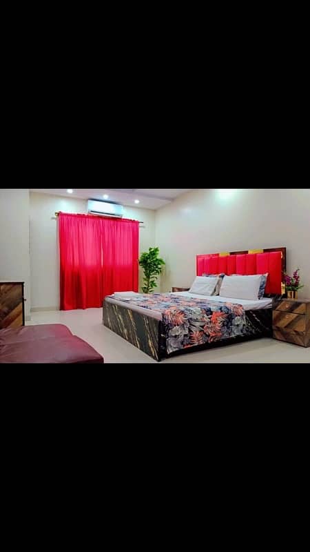 COUPLE ROOMS AVAILABLE KARACHI 1