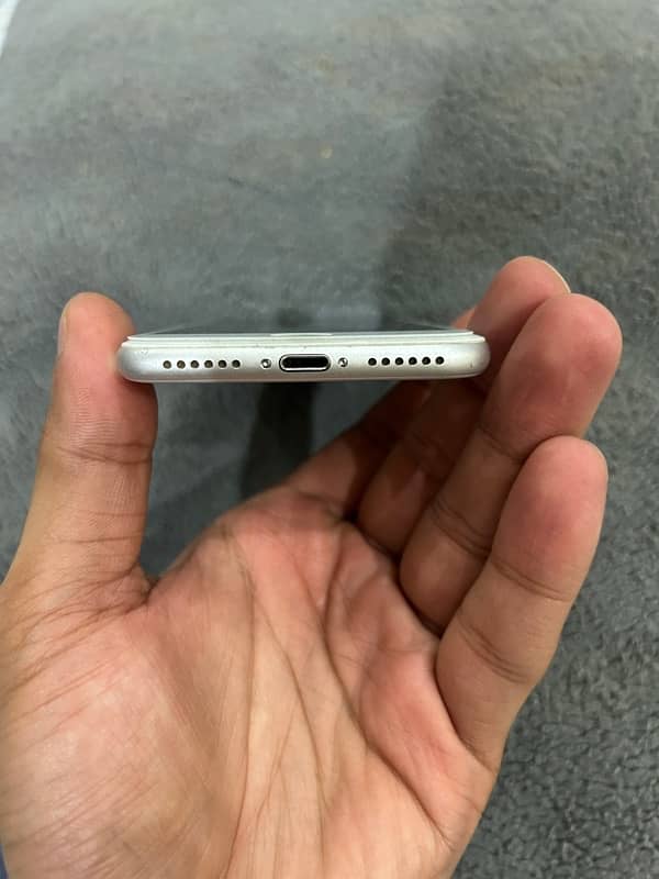 iphone 7 256Gb PTA Approved 3