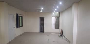 Office Available For Rent in Satellite town