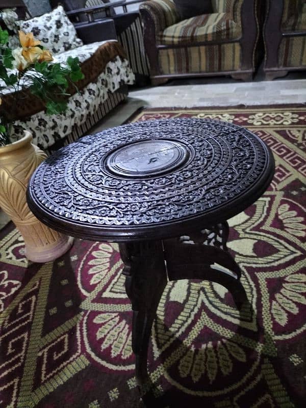 Handmade Sheesham Coffee Table - Classic Design 2