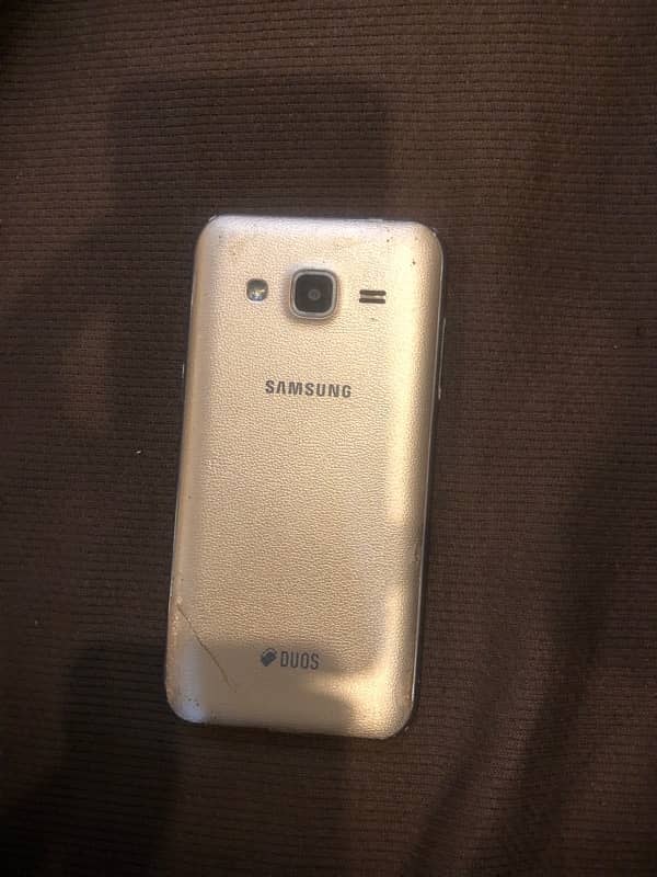 samsung galaxy J2 1