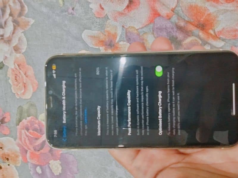 Iphone 11, dual PTA approved 1