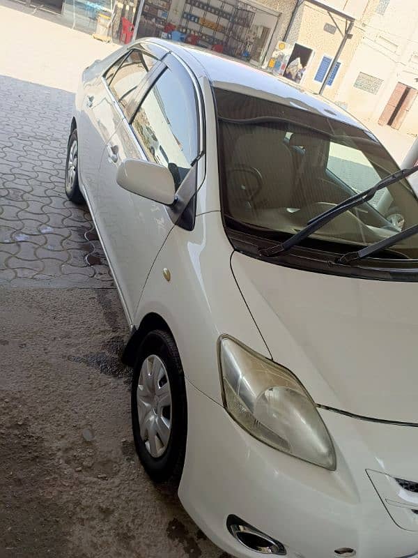 Toyota Belta 2013 import 1.3L 8