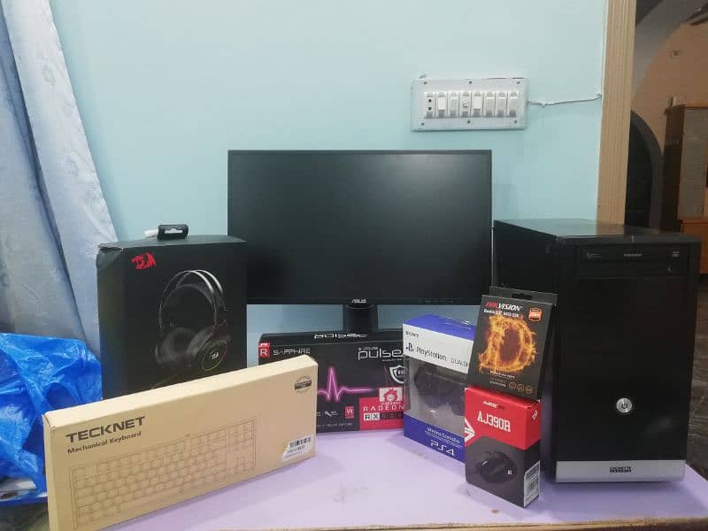 Pc , Monitor , Asseries 1