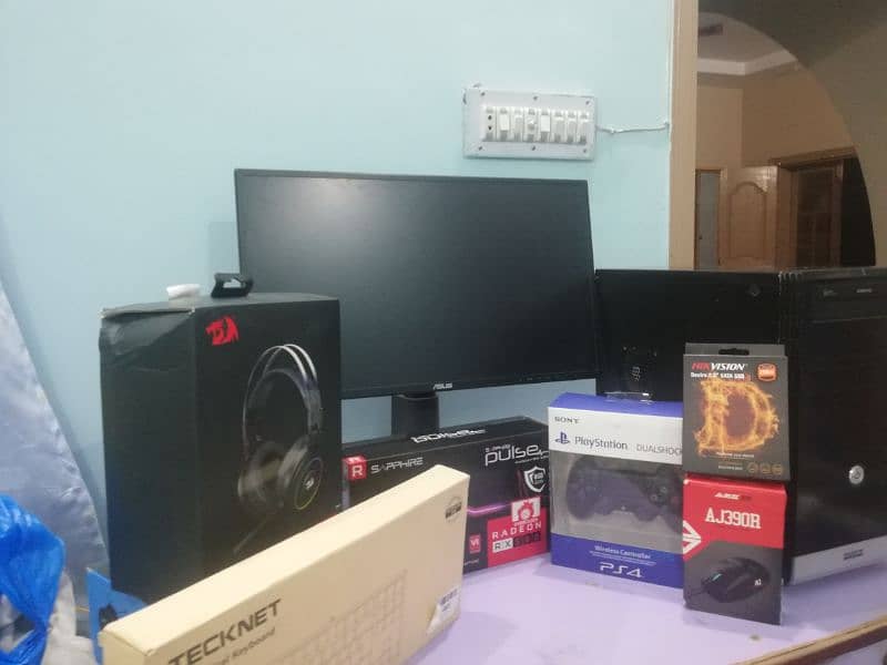 Pc , Monitor , Asseries 2