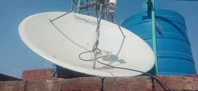 Dish Satellite 4' with receiver and cable for sale