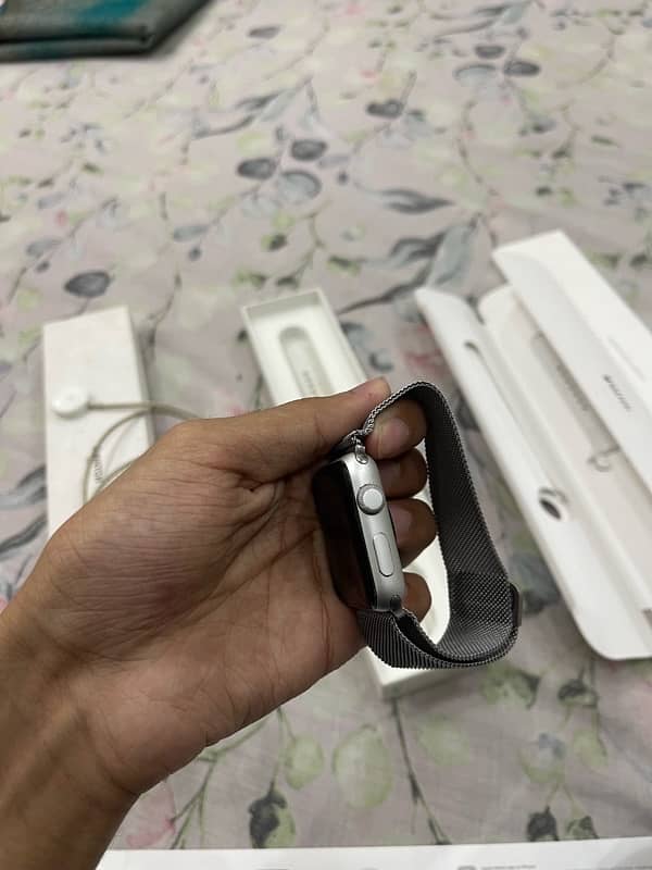 Apple Watch Series 3 42mm 1