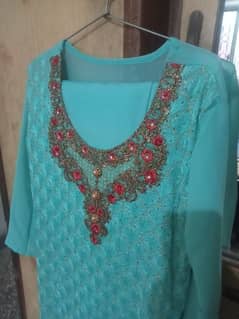 beautifull UN touched suit for sale urgent 2 suit hn party wear 0