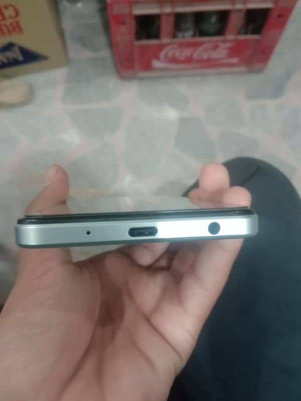 vivo y18 6 128 for sell 2