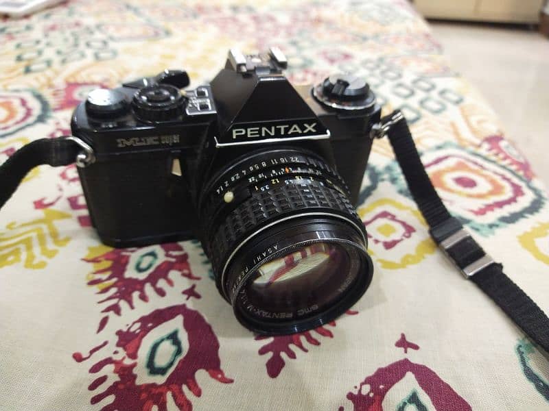 vintage camera Pentax ME super with SMC pentax M 1:1.4f 50mm lens 3