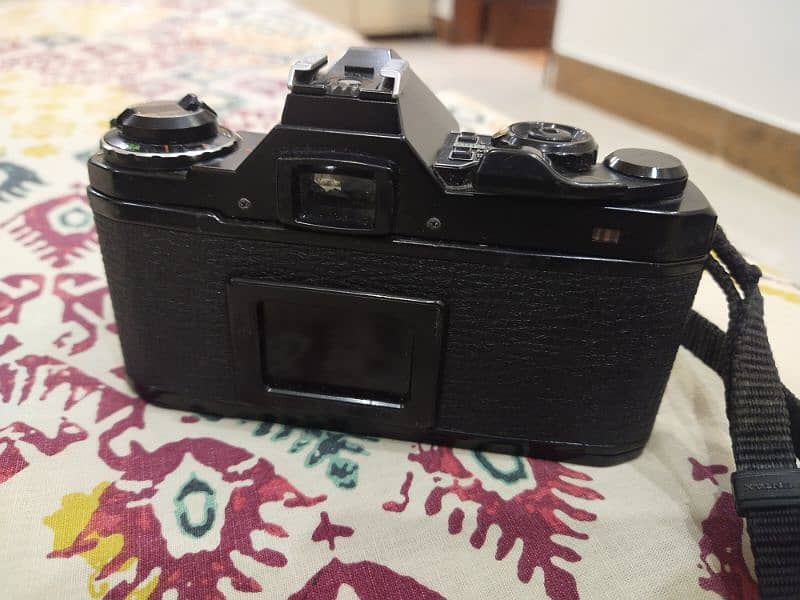 vintage camera Pentax ME super with SMC pentax M 1:1.4f 50mm lens 5