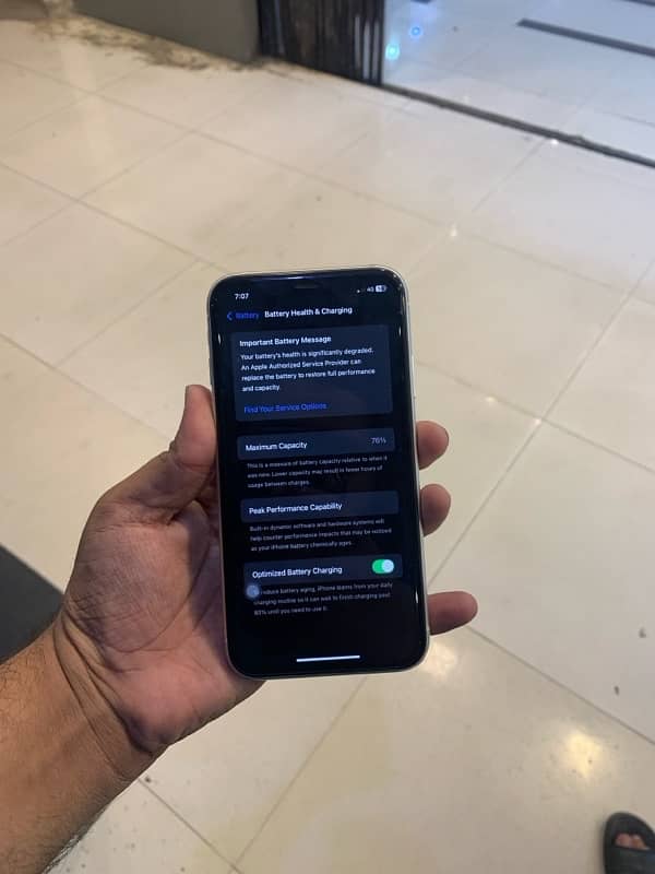 iPhone 11 64GB Approved 1