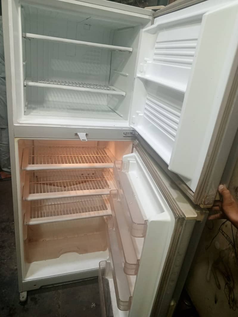 Dawlance Refrigerators 3