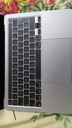 Macbook Pro 2022 13 Inch M2 chip