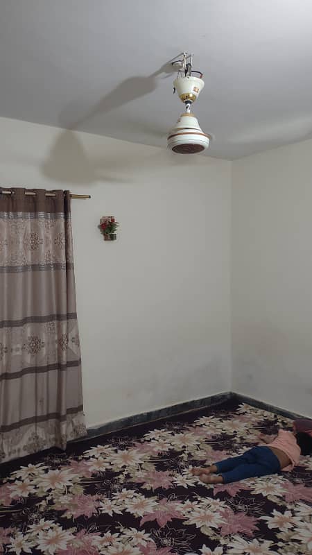 3BDD 1250 SQFT 4 FLOOR CORNER HAWADAR ROSHAN. . . 6