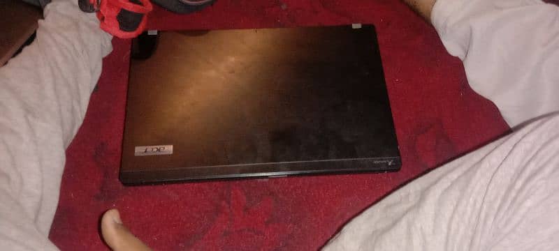 Acer laptop with with changer and 128GB SSD 0