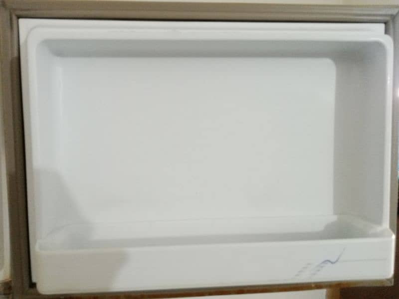 Dawlance Refrigerator for sale 10