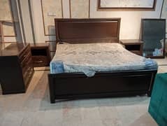 King size bed