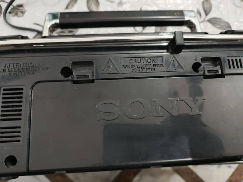 Sony Vintage Radio - Sony CFS-B5S Radio Cassette Recorder 3