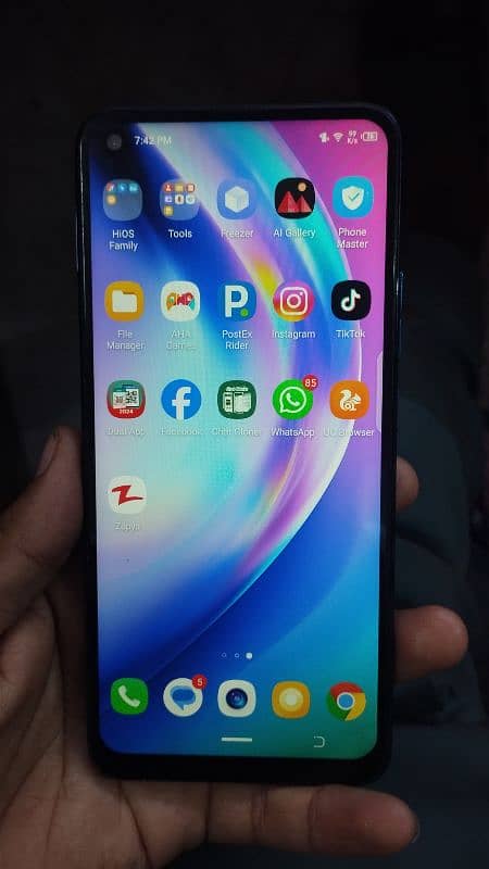 Tecno camon 12 Air. . 5