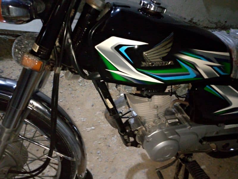 Honda cg 126 2023 5