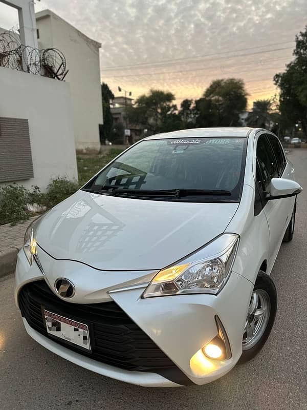 Toyota Vitz 2017 1