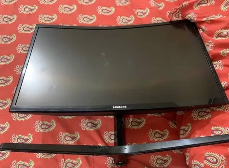 Samsung 24” Gaming monitor (Broken screen) 0