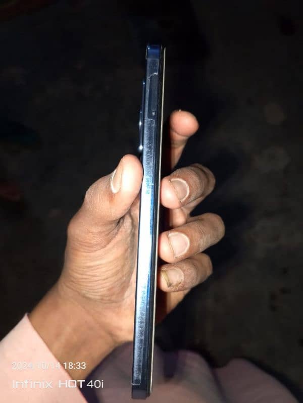 Infinix 40i 8