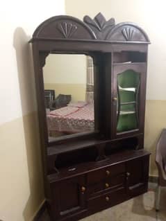 dressing table