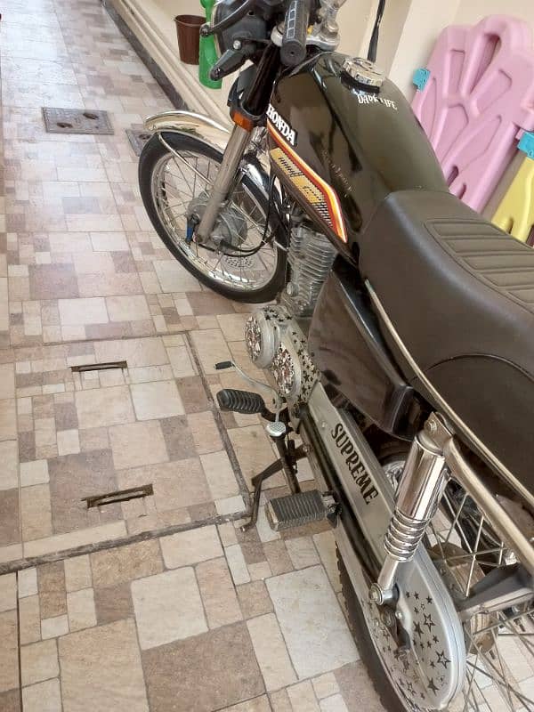 Honda 125 2002 model urgent sale 6